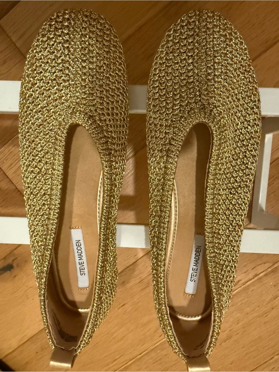 Steve Madden Shoes - Steve Madden Metallic champagne Knit Slip-On Flats